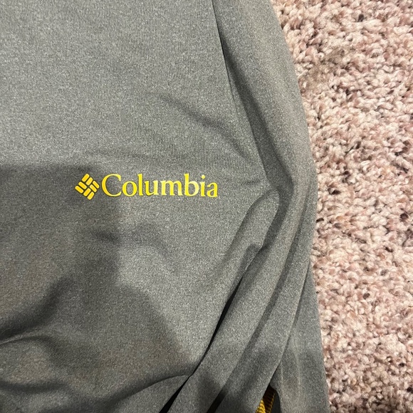 Women's Columbia Iowa Hawkeyes L Quarter Zip Pullover - Picture 2 of 4